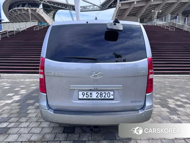 Hyundai The New Grand Starex id 3203942 из Кореи 16