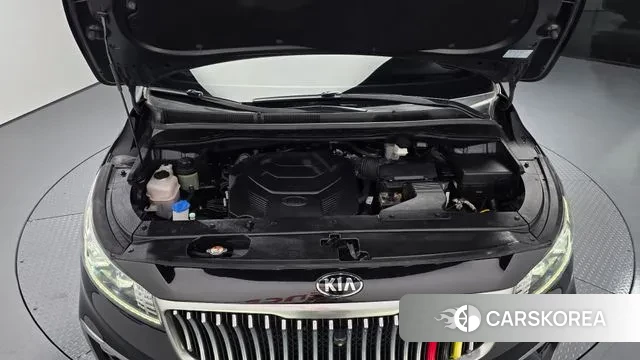 Kia The New Carnival id 3718204 из Кореи 16