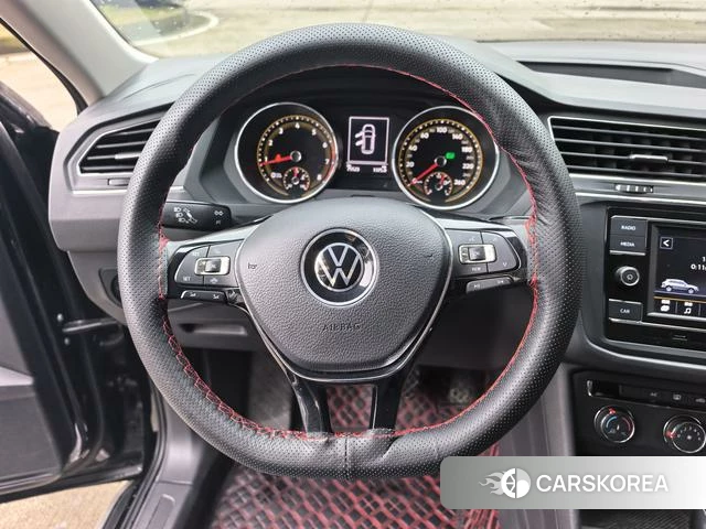 Volkswagen Tiguan L id 4273807 из Китая 18