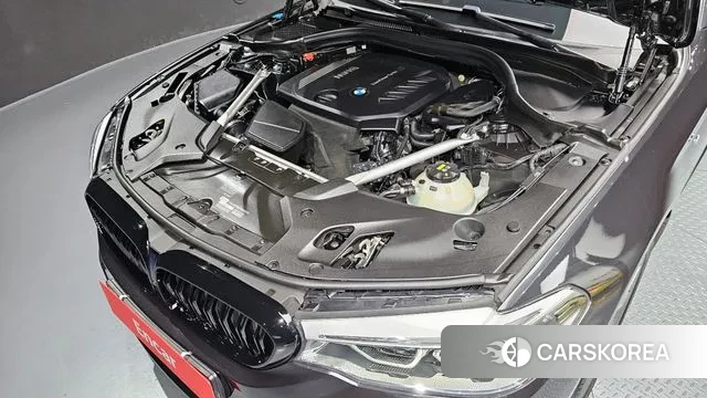 BMW 5 Series (G30) id 3193645 из Кореи 16