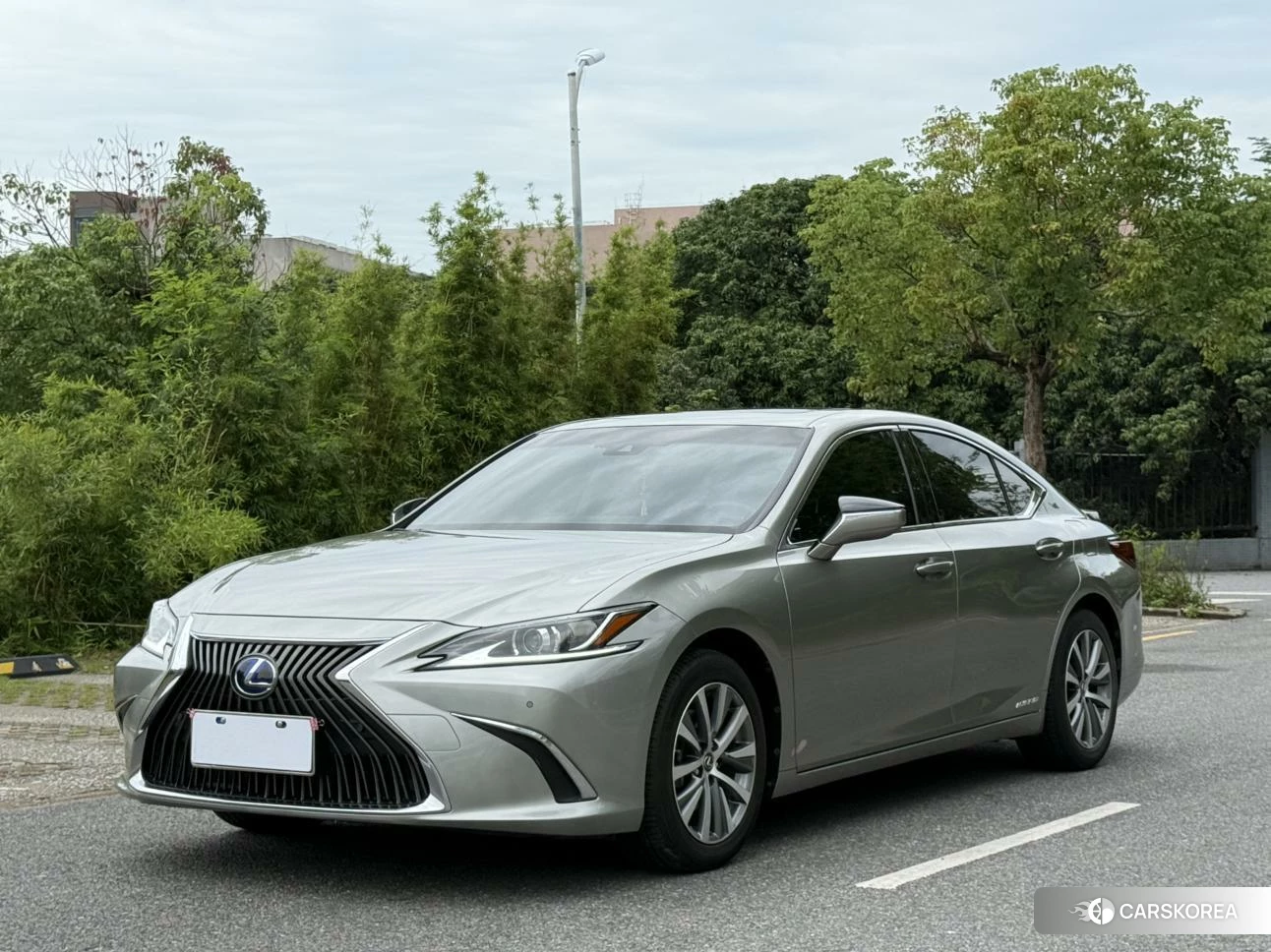 Lexus ES id 4441256 из Китая 8