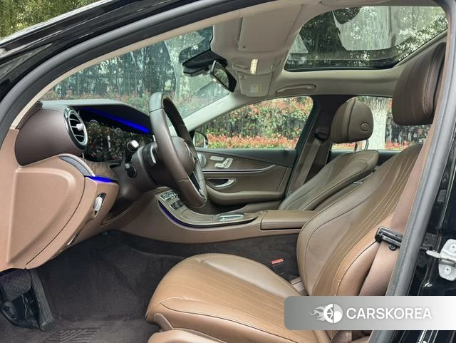Mercedes-Benz E-class id 4272589 из Китая 12