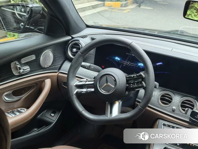 Mercedes-Benz E-class id 4359635 из Китая 10