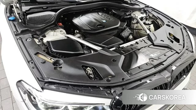 BMW 5 Series (G30) id 3692299 из Кореи 16