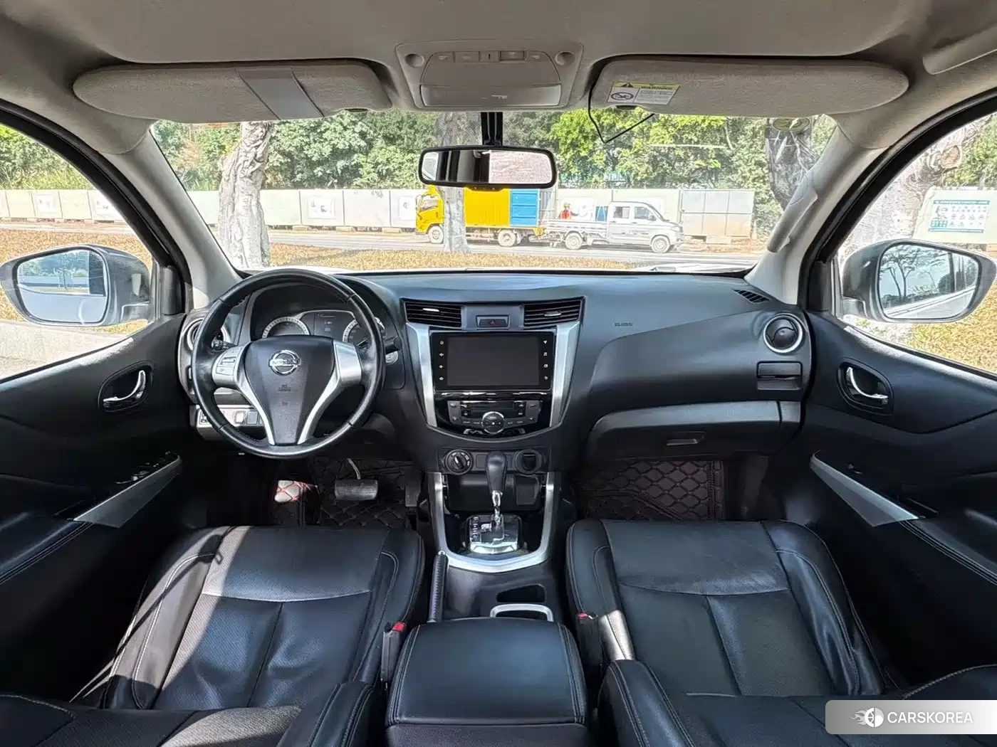 Nissan Navara id 4559780 из Китая 18