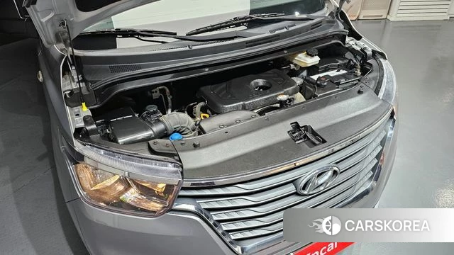 Hyundai The New Grand Starex id 4345459 из Кореи 26