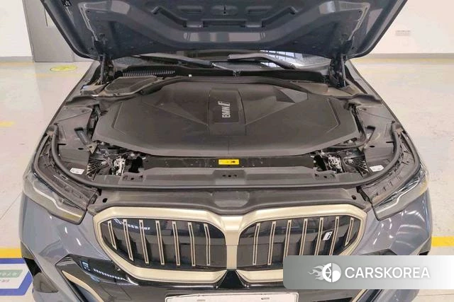 BMW i5 id 3908087 из Китая 10