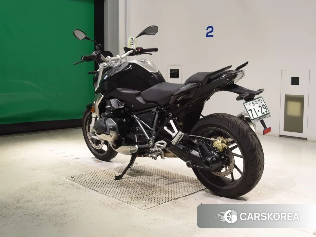BMW R1250R id 4332988 из Японии 6