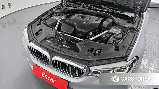 BMW 5 Series (G30) id 3795686 из Кореи 16