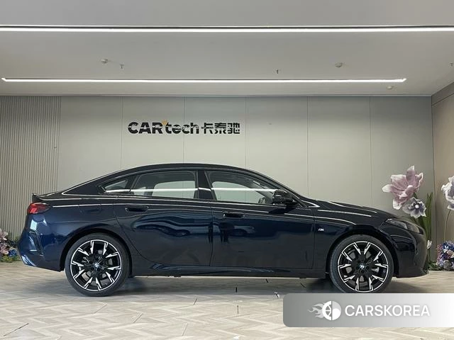 BMW 2 series id 4273168 из Китая 22