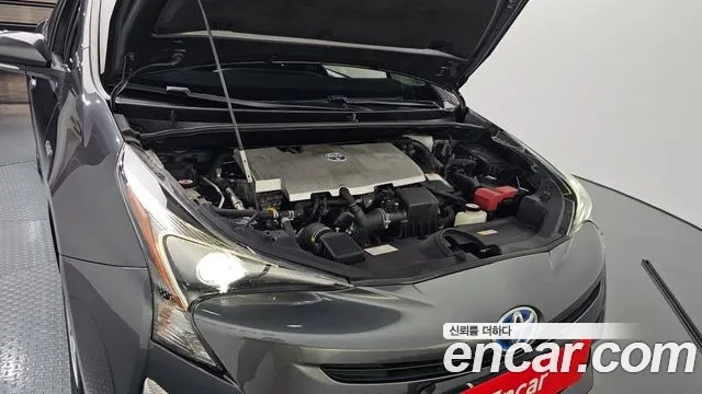 Toyota Prius 4th Generation id 2933028 из Кореи 16