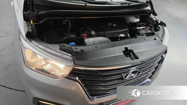 Hyundai The New Grand Starex id 4430496 из Кореи 16