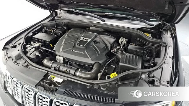 Jeep Grand Cherokee id 3269873 из Кореи 16