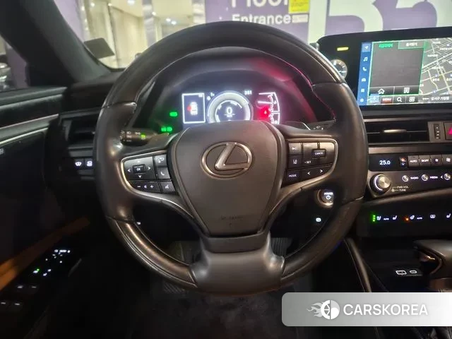 Lexus ES300h 7th generation id 3596695 из Кореи 16