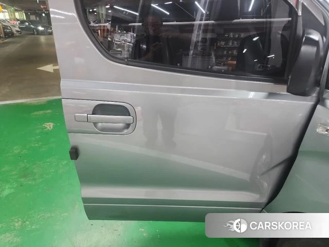 Hyundai The New Grand Starex id 4937778 из Кореи 16