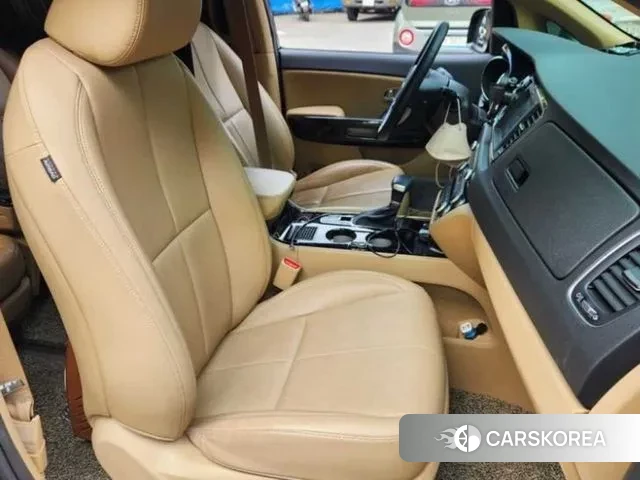 Kia The New Carnival id 2994984 из Кореи 8