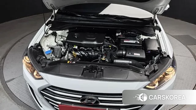 Hyundai Avante AD id 3682516 из Кореи 16