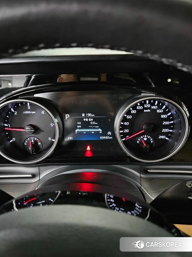 Kia Carnival 4th generation 2023 Белый из Кореи, фото 6