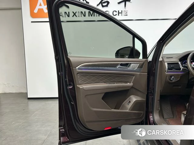 Volkswagen Weiran id 4273561 из Китая 19
