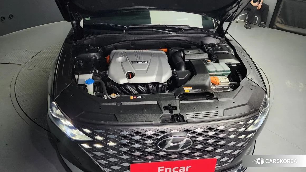 Hyundai The New Grandeur IG Hybrid id 1523314 из Кореи 16