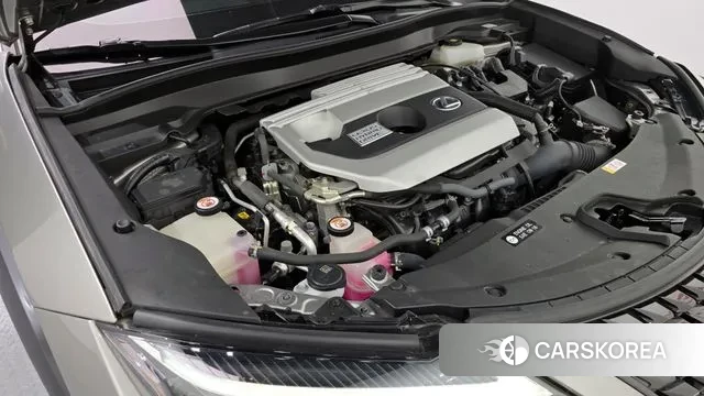 Lexus UX250h id 3778713 из Кореи 16