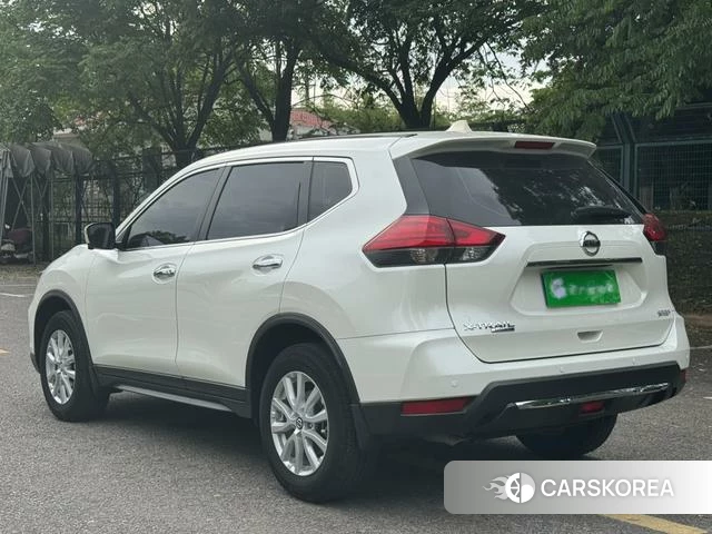 Nissan Qijun id 4335835 из Китая 13