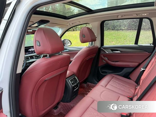 BMW X3 id 4380445 из Китая 9