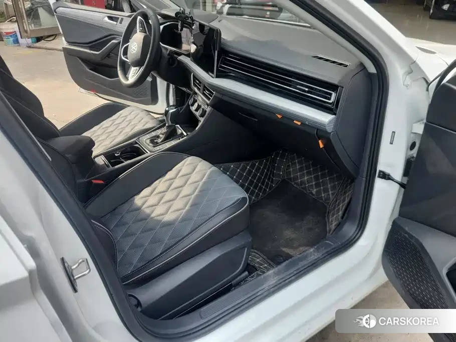 Volkswagen Sagitar id 4576681 из Китая 12