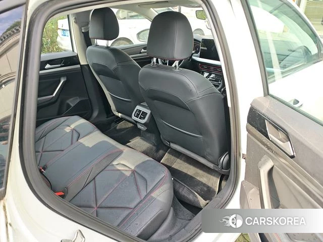 Volkswagen Lavida 2024 Белый из Китая, фото 6
