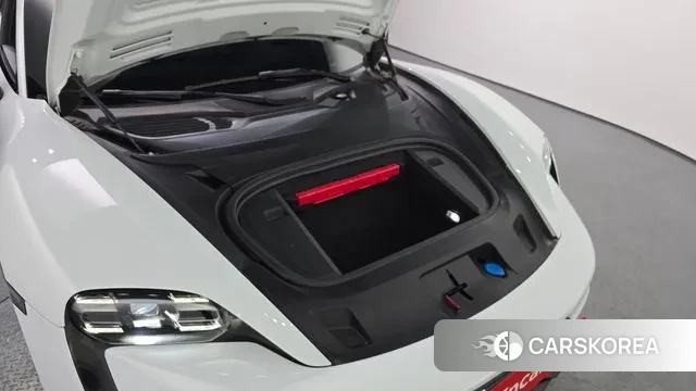 Porsche Taycan id 3560820 из Кореи 16