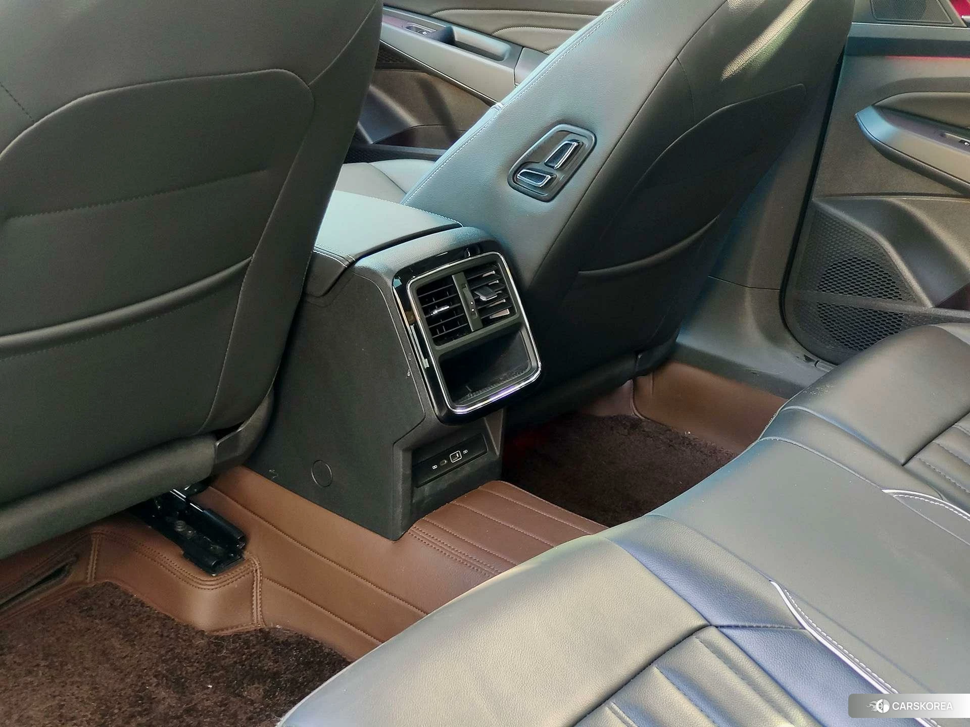 Volkswagen Passat id 4441131 из Китая 7