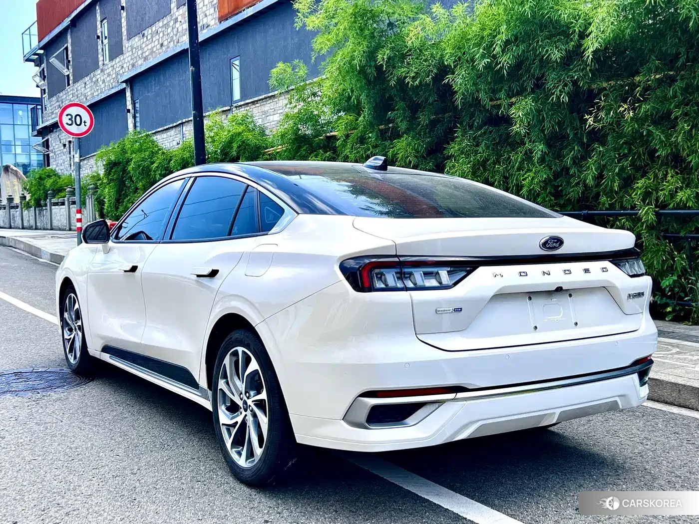 Ford Mondeo id 4628444 из Китая 10