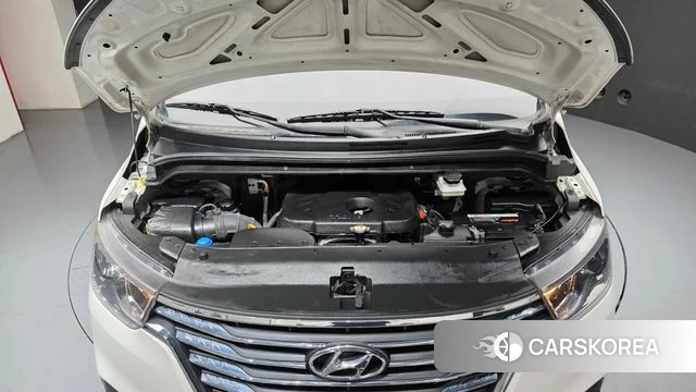 Hyundai The New Grand Starex id 4918399 из Кореи 26