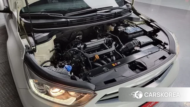 Kia Stonic id 3034356 из Кореи 16