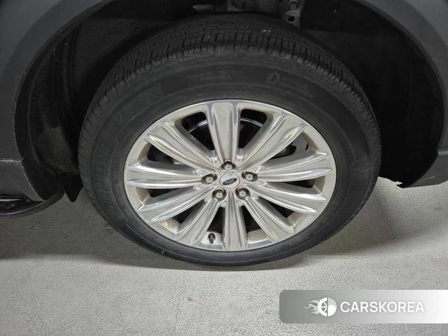Ford Explorer 6th Generation id 4434404 из Кореи 16