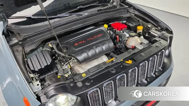 Jeep Renegade id 3598971 из Кореи 16