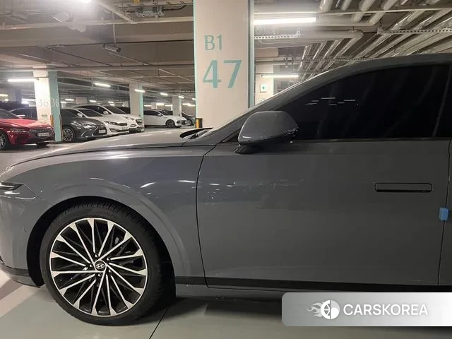 Hyundai Grandeur (GN7) 2023 Серый из Кореи, фото 6