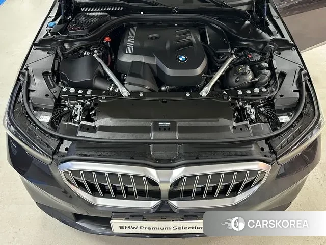 BMW 5 Series (G60) id 3036288 из Кореи 16