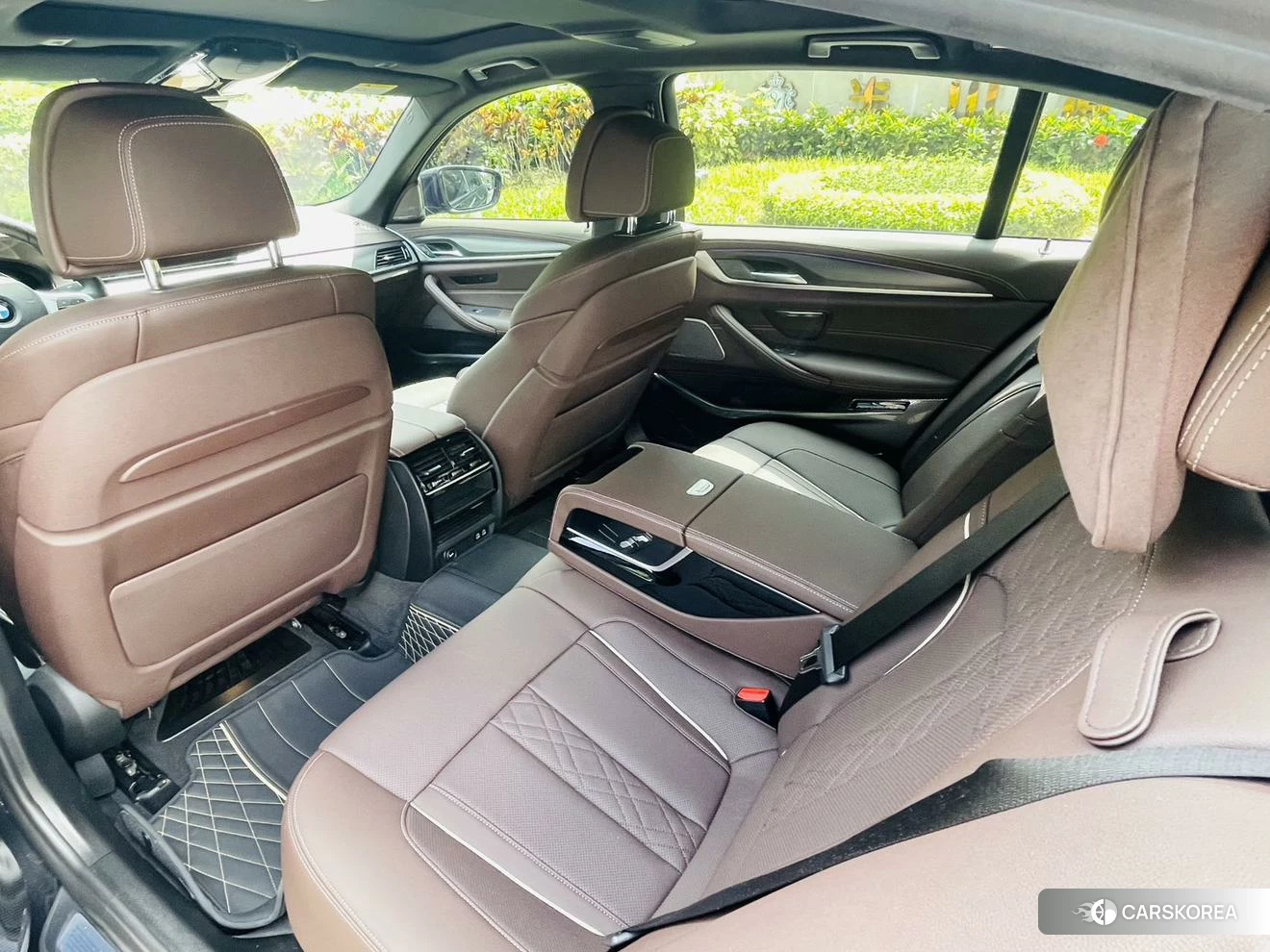 BMW 5 series PHEV id 4420884 из Китая 11