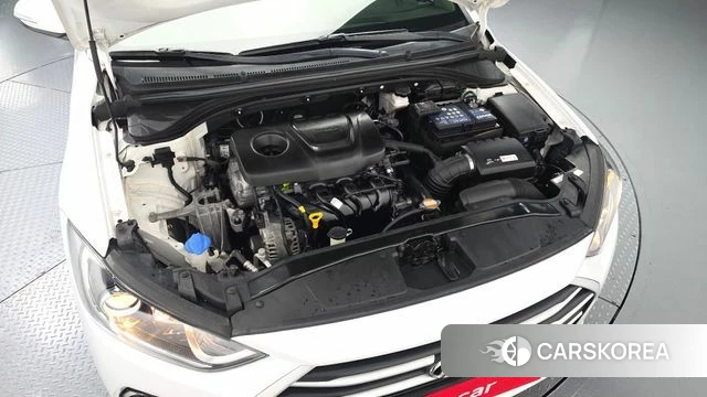 Hyundai Avante AD id 3917289 из Кореи 16