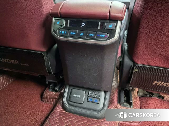 Toyota Crown Lufang id 4321306 из Китая 18