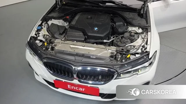 BMW 3 Series (G20) id 3317949 из Кореи 16