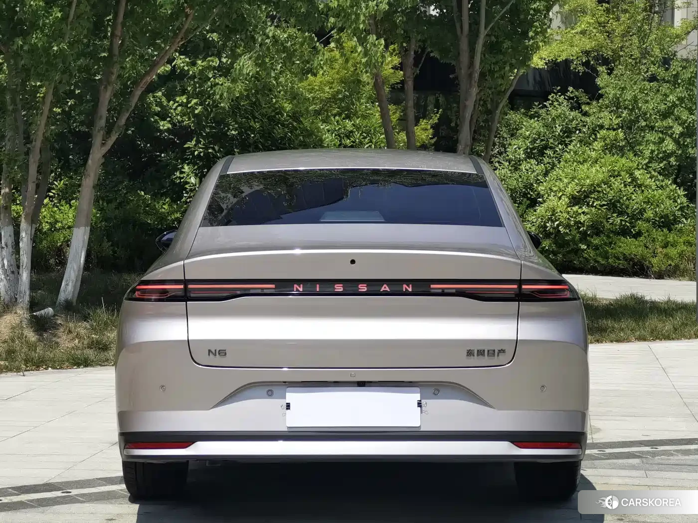Nissan N6 id 4669250 из Китая 12