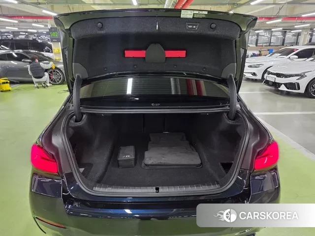 BMW 5 Series (G30) id 3665138 из Кореи 16