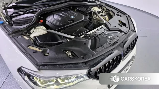 BMW 5 Series (G30) id 3408297 из Кореи 16