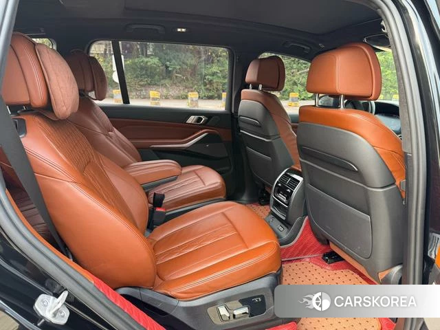 BMW X7 id 4274721 из Китая 9