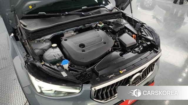 Volvo XC40 id 3891728 из Кореи 16