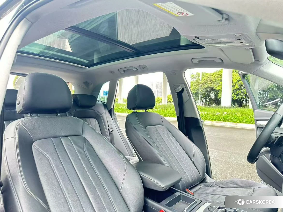 Audi Q5L id 4479350 из Китая 36