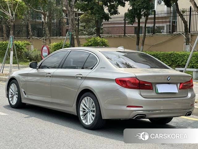 BMW 5 series PHEV id 4222205 из Китая 8