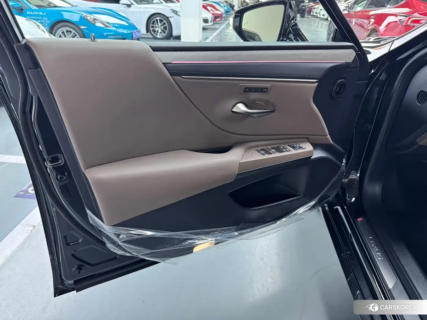 Lexus ES id 4538636 из Китая 11